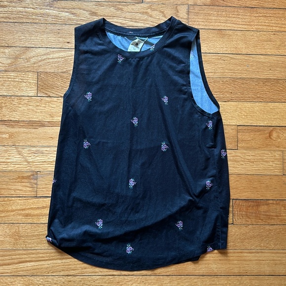 Spiritual Gangster Tops - Spiritual Gangster black floral tank